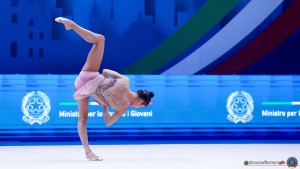 ita 40438 raffaeli sofia sfe08053 copia simone ferraro ph